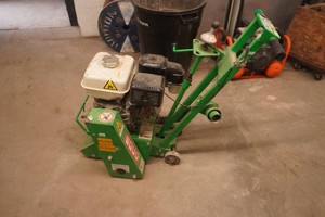 2016 Edco Model CPM -8-9 H Power Concrete Planer