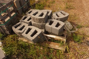 Pallet of Retaining Wall Block