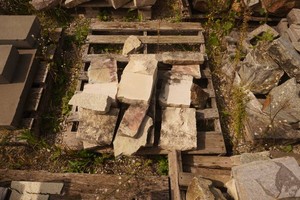 Pallet of Assorted Cut Flagstone Caps