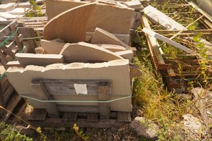 Pallet of Large Irregular Cut Stone Caps & Treads