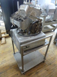 Hollymatic Hamburger Patty Maker (FOR PARTSREPAIR)