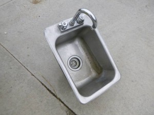 Stainless Steel Hand Washing Sink with Faucet