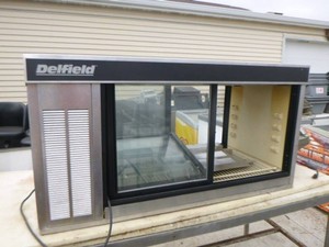 Delfield Commercial Countertop Refrigerated Display Case