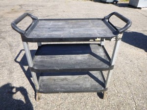 Rubbermaid Utility Cart
