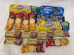 M - Mixed Snack Food Assortment - Oreo, Ritz & Fig Newtons (16 Packages)