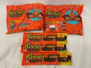 K - Reeses Caramel & Peanut Butter Cups Assortment (Lot of 5)