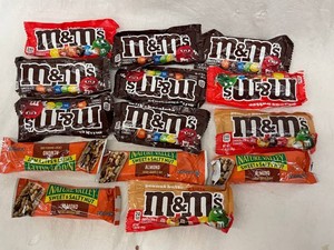 P - M&ms & Nature Valley Mixed Snack Assortment - 14 Count