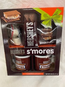 S - Hersheys Smores Gift Set With 2 Ceramic Mugs