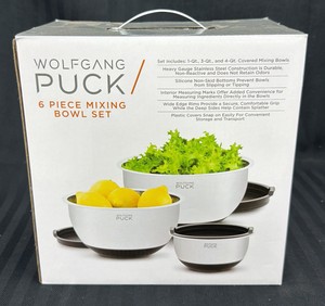 Brand New Wolfgang puck six piece mixing bowl set