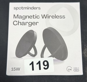 Brand New SpotMinders magnetic wireless charger works with Apple Find My Apple