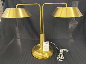 Brand New Perth and hand with magnolia table lamp, brass finish three-way settings, three-way rotary switch 18 14 inches tall
