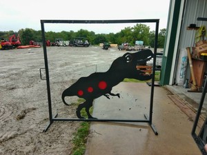Velociraptor Rifle Stand
