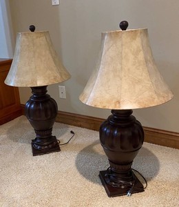 2 Matching Table Lamps