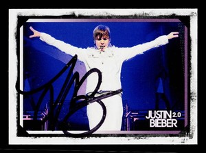 Justin Bieber Autograph2011 Panini #84 Trading Card