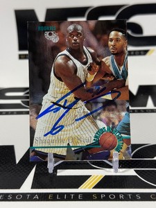 Shaquille ONeal Autograph RC 1995 Classic Centers of Attention #105 Basketball Card
