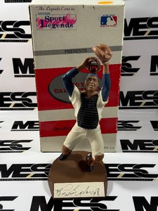Roy Campanella Autograph Salvino Sport Legends Ceramic Baseball Figure w Authenticity Limited Edition 2,000 Made (damaged, see description)