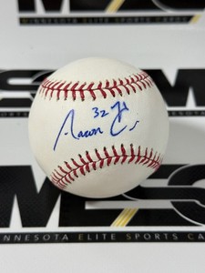 Aaron Hicks Autograph Rawlings OMLB Selig Baseball