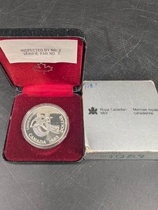 1983 Canada Universiade Edmonton Dollar In Presentation Case