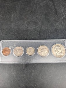 1952 U.S. Coin Set In Whitman Holder (Lot of 5)