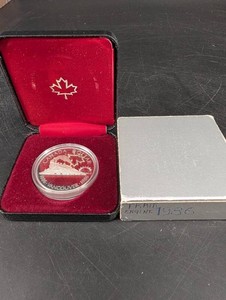 1986 Canada Dollar Vancouver Commemorative Coin