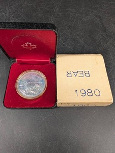 1980 Bear-Themed Commemorative Coin In Case