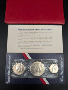 1976 U.S. Mint Bicentennial 40% Silver Uncirculated 3-Coin Set