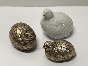 Set of 3 Quail Bird Figurines Salt Pepper Shakers Ceramic Metal