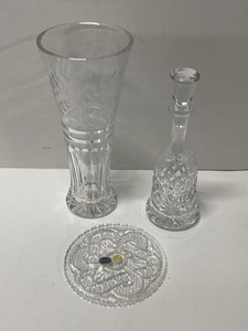 Assorted Crystal & Art Glass Vase Decanter Tumblers Dish Set