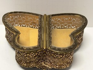 Vintage Gold Tone Filigree Butterfly Jewelry Casket Trinket Box