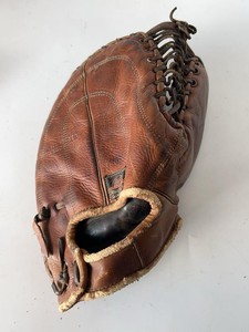 Vintage MacGregor Goldsmith Leather Baseball Catchers Mitt USA