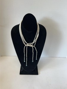 Unmarked Freshwater Pearl Beaded Lariat Necklace Blue Glass Accent Drops