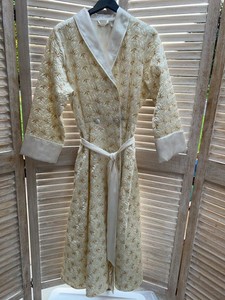 Vintage Victorias Secret Ivory Gold Brocade Long Robe PS