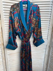 Victorias Secret Silk Floral Long Robe Quilted Trim Size L