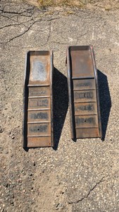Pair of Heavy-duty steel vehicle service ramps