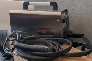 Prima Cut 32 Plasma Cutter, 220V