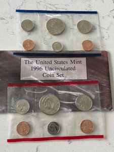 1996 P & D Mint Set
