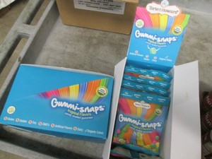 24 3 Oz gummi snaps jelly beans