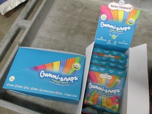 24 3 Oz gummi snaps jelly beans