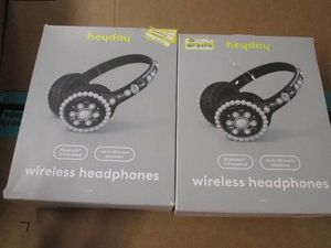 2 Wireless jeadphones