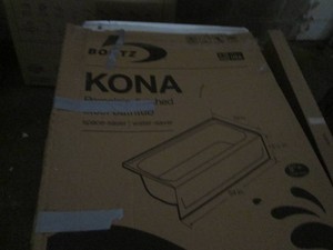 Bootz Kona porcelain finished bathtub, small dings on edges
