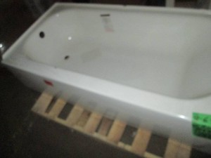 Porcelain enamel bathtub