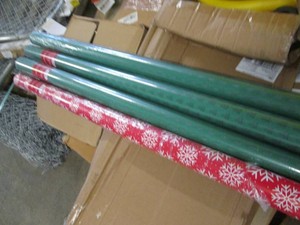 4 220 sf rolls of wrapping paper