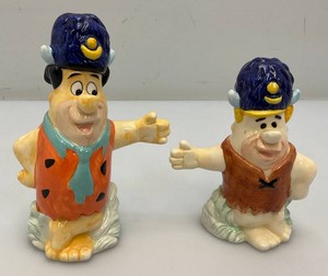 Vintage Collectible FLINTSTONES Barny And Fred Salt And Pepper Shakers