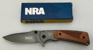 New NRA Gunstock Wood Handle Pocket Knife And 2 34 Blade
