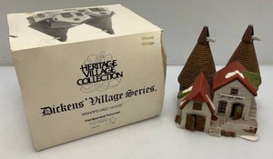 The Heritage Collection Dickens Village Series Bishops Oast House In Original Box