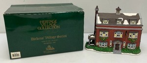 The Heritage Collection Dickens Village Series Gads Hill Place 6th Edition 1997  In Original Box