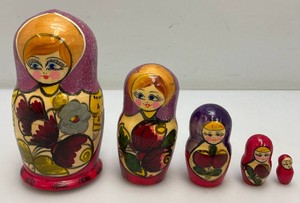 Set Of Five Ukrainian Matryoshkac Hand painted Nesting Dolls Tallest 5 34
