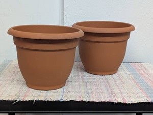 Bloem Ariana 10 Plastic Self-Watering Planter, Terra Cotta, 2 Pack