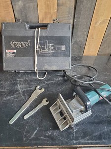 Freud 4 Plate Biscuit Joiner - Working