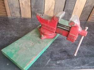 Vintage 4 Swivel Columbian Bench Vice - Cleveland Ohio